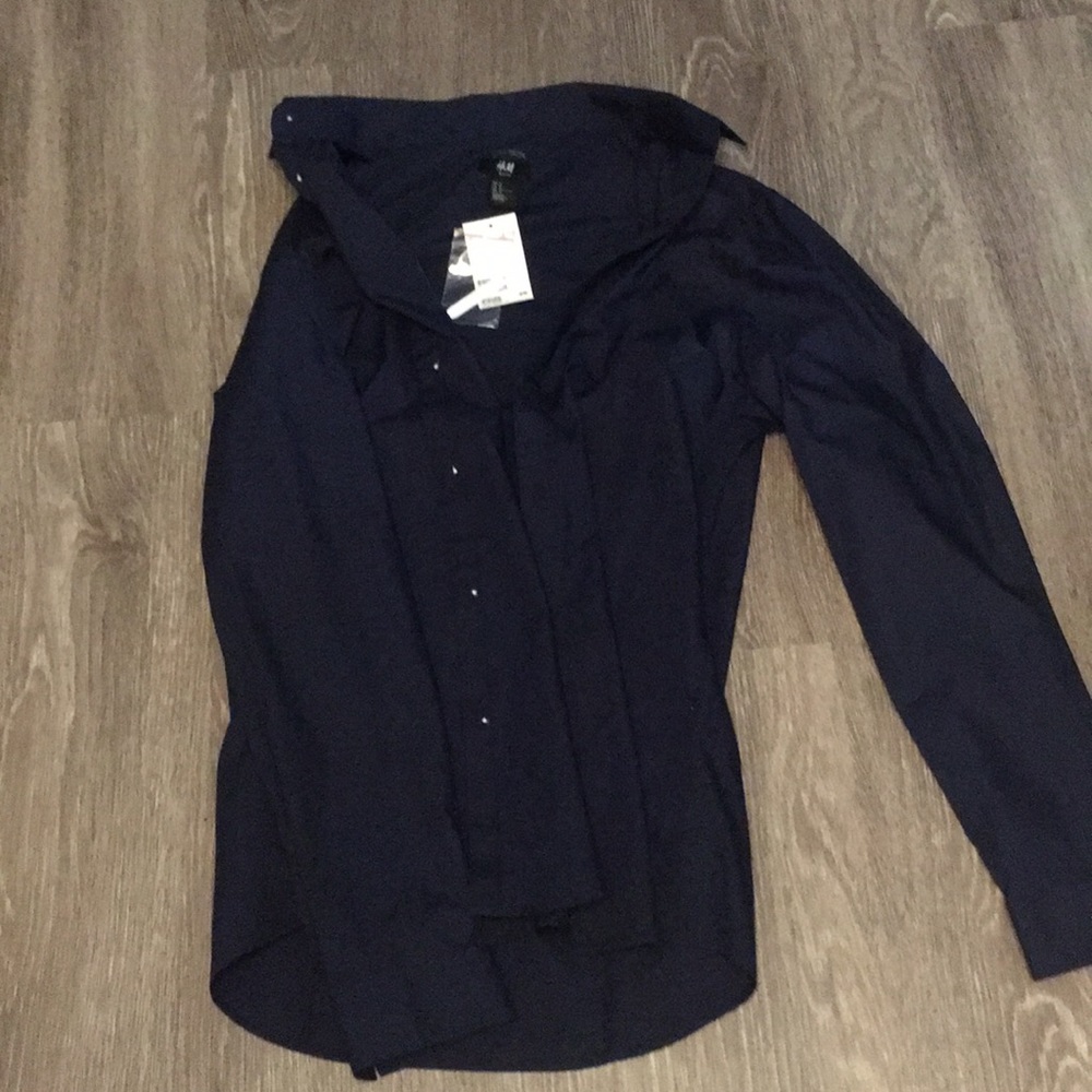 New H&M midnight easy iron dress shirt